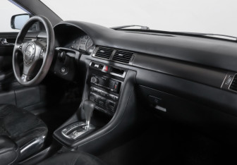 Подержанный автомобиль Audi A6 Wagon 1999 года (9 фото)