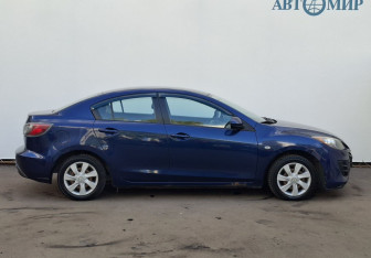 Подержанный автомобиль Mazda 3 Sedan 2011 года (4 фото)