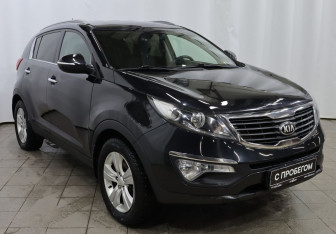 Подержанный автомобиль Kia Sportage 2012 года (3 фото)