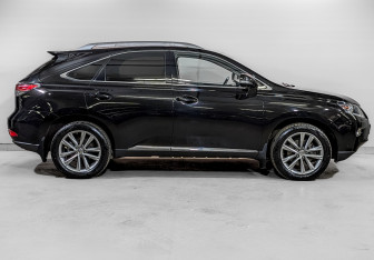 Подержанный автомобиль Lexus RX 2015 года (4 фото)