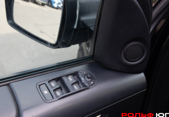 Подержанный автомобиль Land Rover Freelander 2008 года (20 фото)