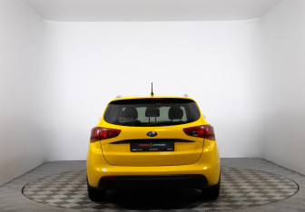 Подержанный автомобиль Kia Ceed Wagon 2016 года (6 фото)