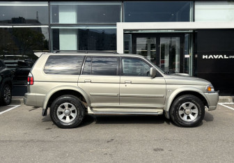 Подержанный автомобиль Mitsubishi Pajero Sport 2007 года (4 фото)