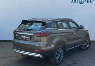 Подержанный автомобиль Geely Atlas Pro 2023 года (8 фото)
