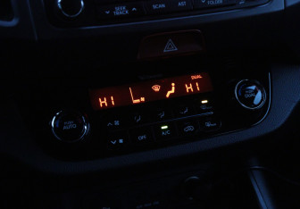 Подержанный автомобиль Kia Sportage 2011 года (22 фото)