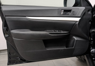 Подержанный автомобиль Subaru Outback Wagon 2012 года (18 фото)