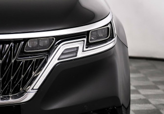 Подержанный автомобиль Kia Carnival 2020 года (7 фото)