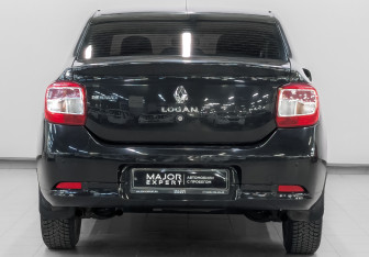Подержанный автомобиль Renault Logan Sedan 2017 года (6 фото)