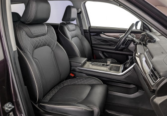 Подержанный автомобиль Exeed VX 2022 года (24 фото)