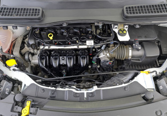 Подержанный автомобиль Ford Kuga 2019 года (9 фото)