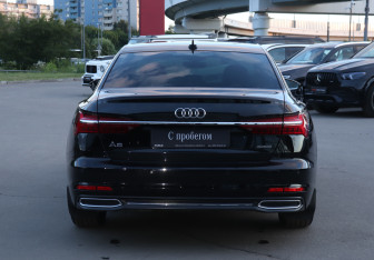 Подержанный автомобиль Audi A6 Sedan 2021 года (6 фото)
