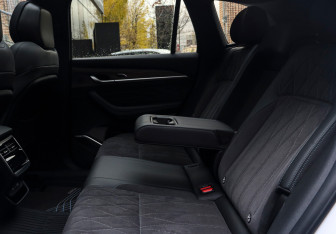 Новый Geely Monjaro 2025 (10 фото)