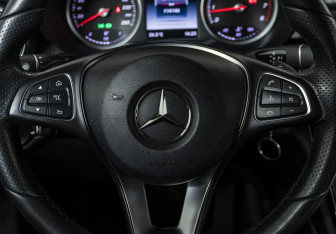 Подержанный автомобиль Mercedes-Benz GLC Coupe 2017 года (15 фото)