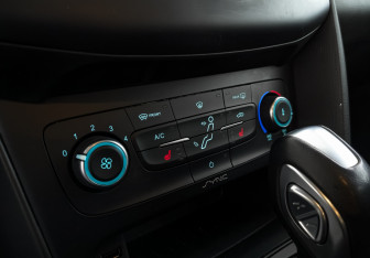 Подержанный автомобиль Ford Focus Hatchback 2018 года (24 фото)