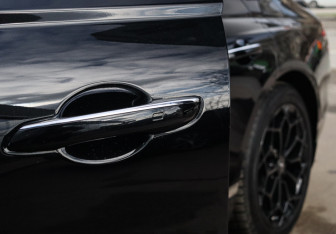 Подержанный автомобиль Genesis G80 2021 года (35 фото)