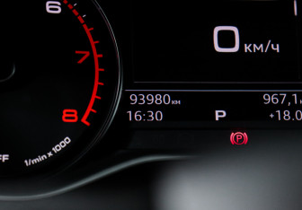 Подержанный автомобиль Audi A4 Sedan 2019 года (11 фото)