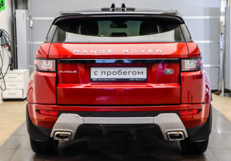 Подержанный автомобиль Land Rover Range Rover Evoque 2017 года (5 фото)