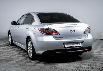 Подержанный автомобиль Mazda 6 Sedan 2012 года (7 фото)