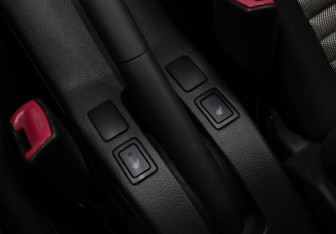 Подержанный автомобиль Suzuki SX4 Hatchback 2014 года (19 фото)