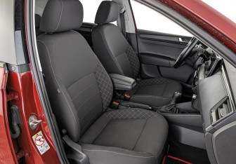 Подержанный автомобиль Skoda Rapid Liftback 2022 года (24 фото)