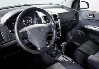 Подержанный автомобиль Hyundai Getz 2010 года (10 фото)