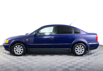Подержанный автомобиль Volkswagen Passat Sedan 1997 года (8 фото)