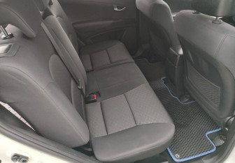 Подержанный автомобиль SsangYong Actyon 2013 года (11 фото)