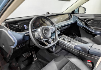 Подержанный автомобиль Voyah Free 2023 года (16 фото)