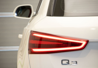 Подержанный автомобиль Audi Q3 2013 года (37 фото)