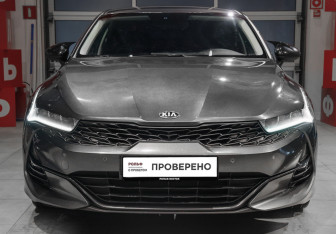 Подержанный автомобиль Kia K5 2020 года (2 фото)