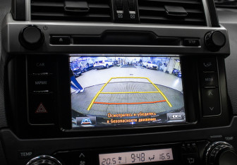 Подержанный автомобиль Toyota Land Cruiser Prado 2015 года (16 фото)