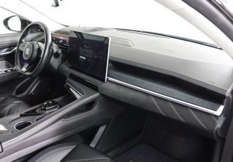 Подержанный автомобиль Zeekr 001 2023 года (9 фото)