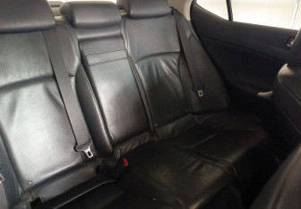 Подержанный автомобиль Lexus IS Sedan 2007 года (16 фото)