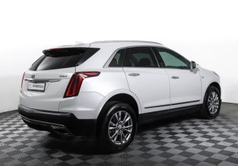 Подержанный автомобиль Cadillac XT5 2020 года (5 фото)