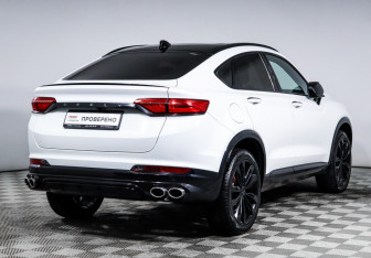 Подержанный автомобиль Geely Tugella 2023 года (5 фото)