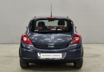 Подержанный автомобиль Opel Corsa 2007 года (6 фото)