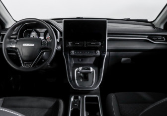 Подержанный автомобиль Haval M6 2023 года (12 фото)