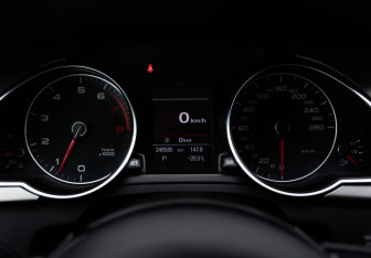 Подержанный автомобиль Audi A5 Liftback 2013 года (15 фото)