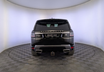 Подержанный автомобиль Land Rover Range Rover Sport 2018 года (6 фото)