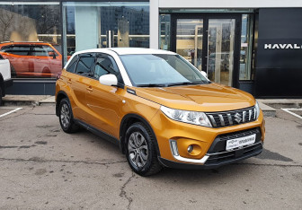 Подержанный автомобиль Suzuki Vitara 2019 года (3 фото)