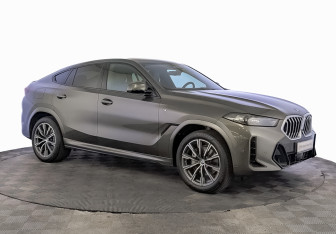 Подержанный автомобиль BMW X6 2023 года (3 фото)