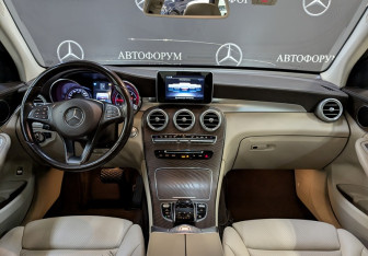 Подержанный автомобиль Mercedes-Benz GLC Coupe 2017 года (14 фото)
