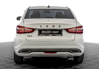 Подержанный автомобиль LADA (ВАЗ) Vesta Sedan 2023 года (6 фото)