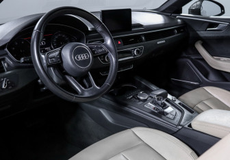 Подержанный автомобиль Audi A5 Coupe 2016 года (14 фото)