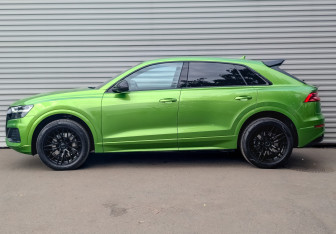 Подержанный автомобиль Audi Q8 2021 года (8 фото)