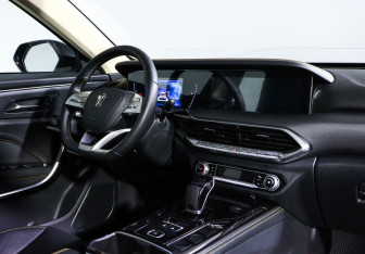 Подержанный автомобиль FAW Bestune T77 2021 года (6 фото)