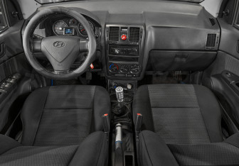 Подержанный автомобиль Hyundai Getz 2008 года (13 фото)