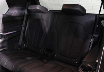 Подержанный автомобиль BMW X7 2020 года (15 фото)