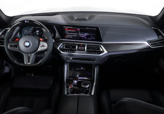 Подержанный автомобиль BMW X5 M 2020 года (14 фото)