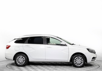 Подержанный автомобиль LADA (ВАЗ) Vesta Wagon 2021 года (4 фото)
